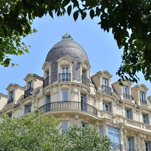 3* מלון La Victor Hugo